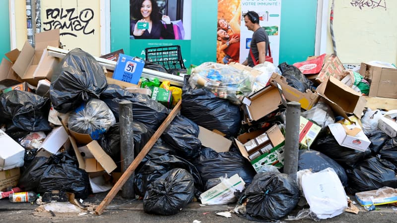 Des poubelles dans Marseille le 28 septembre 2021