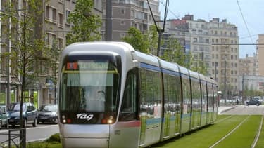 Un tram de la ville de Grenoble - Image d'illustration