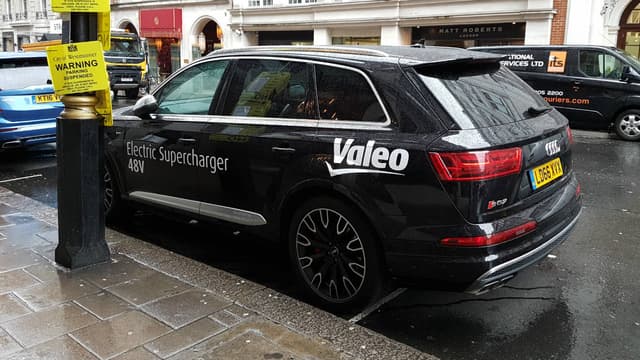 A son "Investor Day" organisé à Londres, Valeo avait ramené le dernier Audi SQ7, premier modèle équipé de son nouveau turbocompresseur à assistance électrique.
