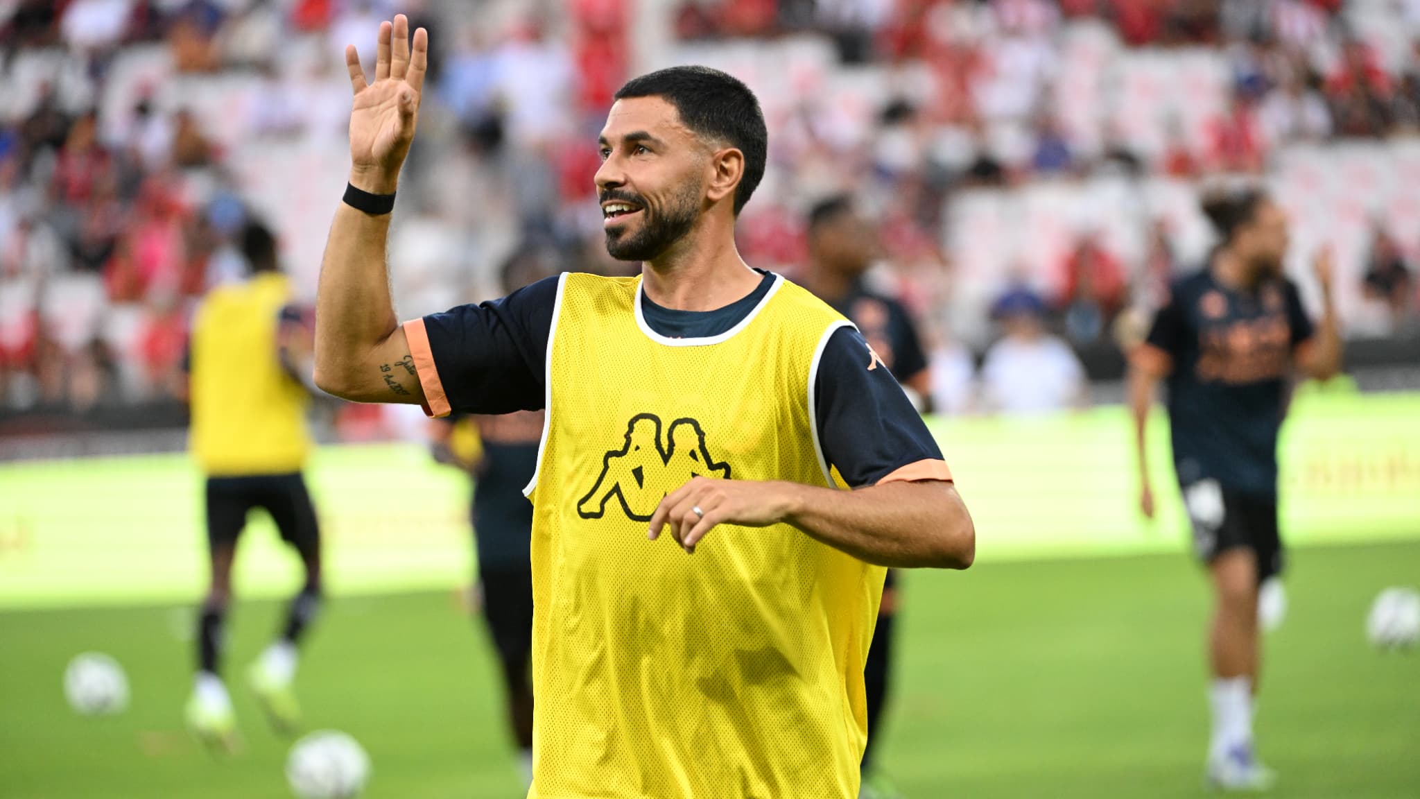 Morgan Sanson avant le 3e tour préliminaire de Ligue des champions, le 6 aout 2025. 