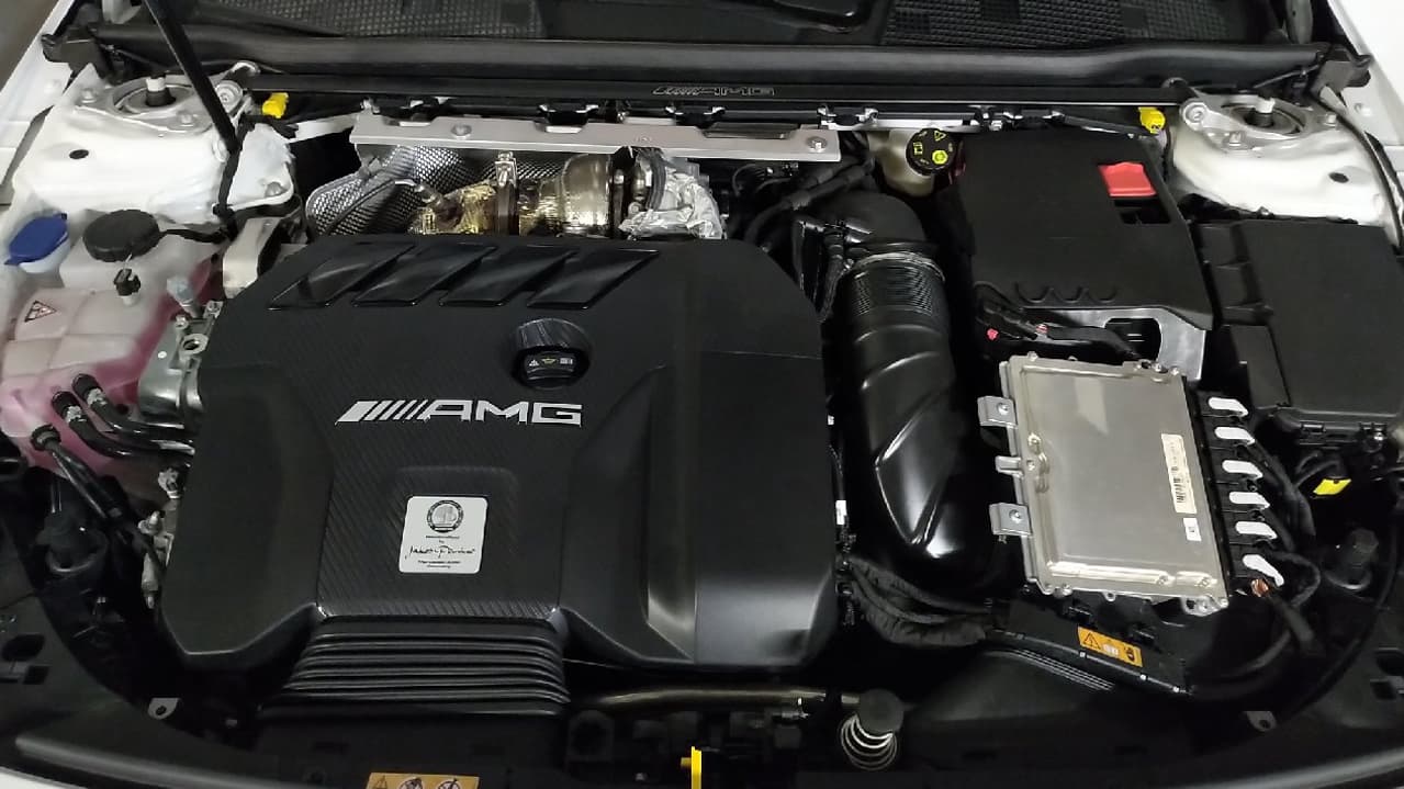 La consommation reste raisonnable: 8,3 l/100km. Mais avec des émissions de CO2 de 189g/km, le malus appliqué est tout de même salé à 7086 euros et atteindra les 10.011 euros en 2021. La consommation reste raisonnable: 8,3 l/100km. Mais avec des émissions de CO2 de 189g/km, le malus appliqué est tout de même salé à 7086 euros et atteindra les 10.011 euros en 2021.
