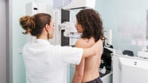 Le dépistage organisé du cancer du sein a été généralisé en France en 2004.