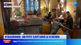 Strasbourg: un petit café sous le clocher de l'église réformée Saint-Paul
