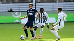 Julien Lopez face à  Fode Doucouré lors du match de L2 Red Star-Paris FC le 28 septembre 2024