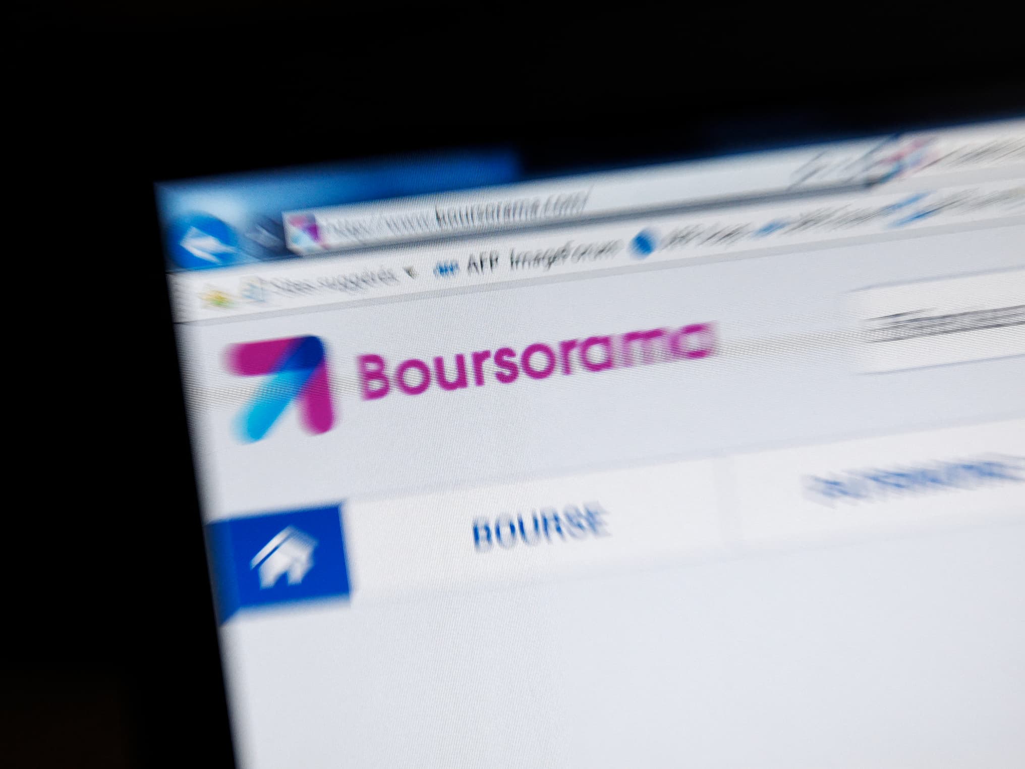 Adieu Boursorama, bonjour BoursoBank: la Société Générale change le nom de  sa banque en ligne