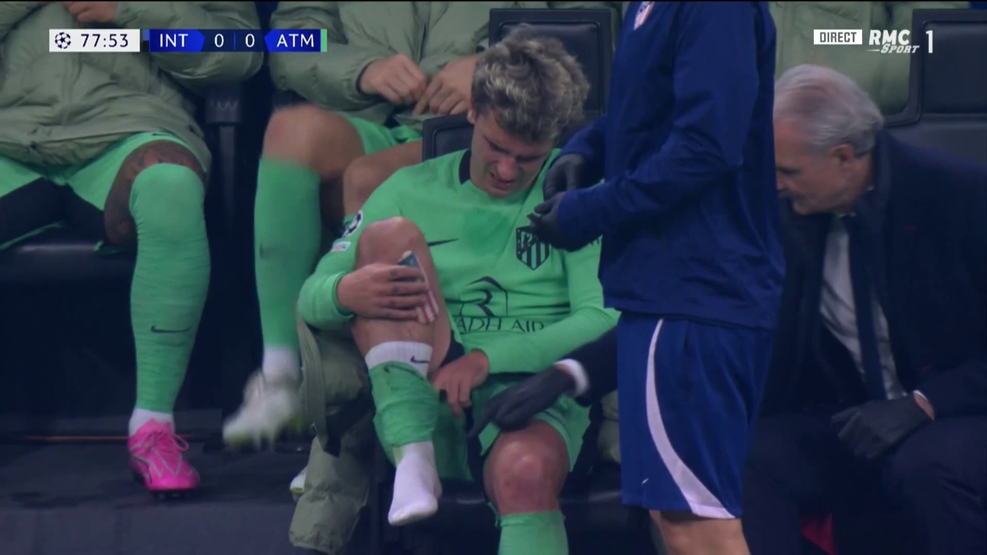 Antoine Griezmann après sa sortie lors d'Inter-Atlético le 20 février 2024