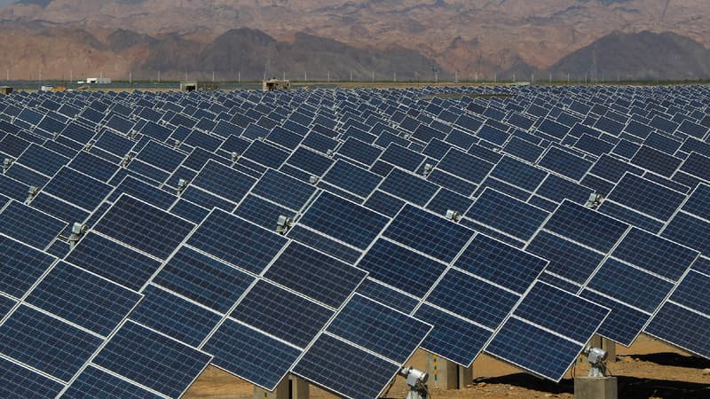 Une ferme photovoltaïque en Chine. 
