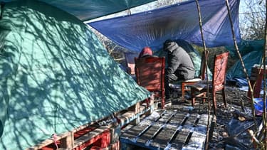 Un campement de migrants à Calais le 9 février 2021