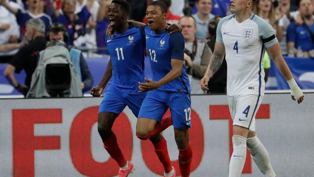 Ousmane Dembélé et Kylian Mbappé