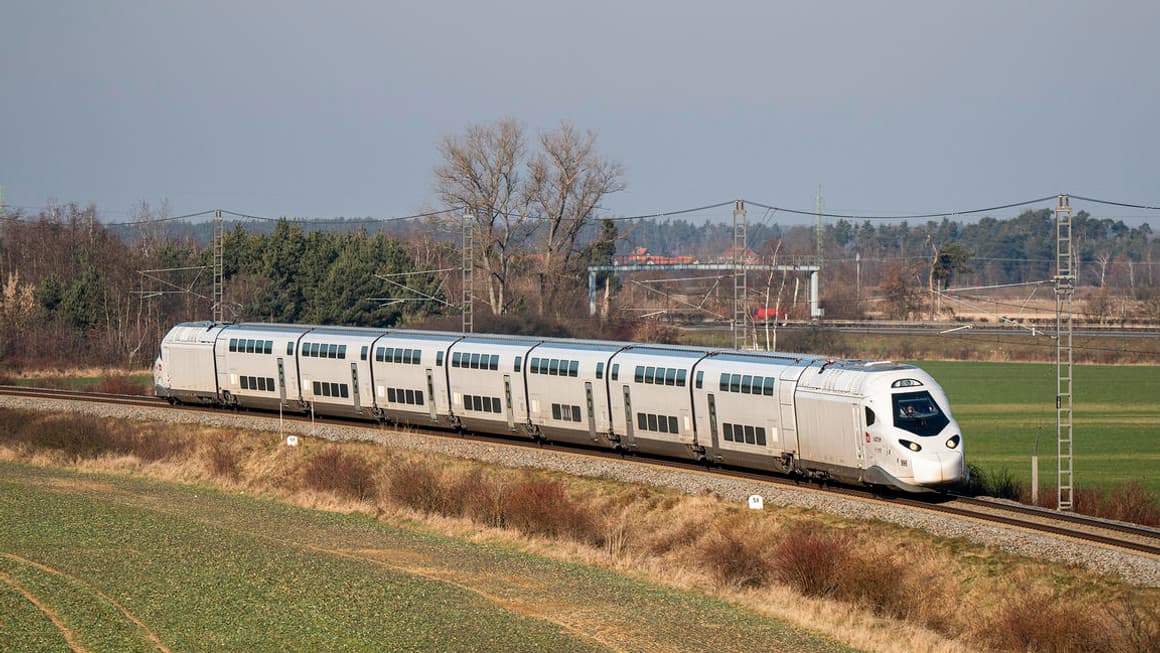 Le TGV M en test à Velim en République tchèque