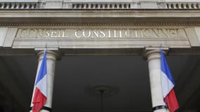 Le Conseil constitutionnel, présidé par Jean-Louis Debré, ont validé la loi sur la transparence de la vie publique