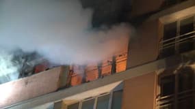 Un incendie a ravagé un immeuble à Châtenay-Malabry, dans les Hauts-de-Seine.