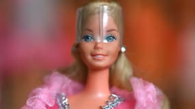 Une poupée Barbie photographiée chez une collectionneuse à Düsseldorf (Allemagne), le 25 juin 2023. Image d'illustration.