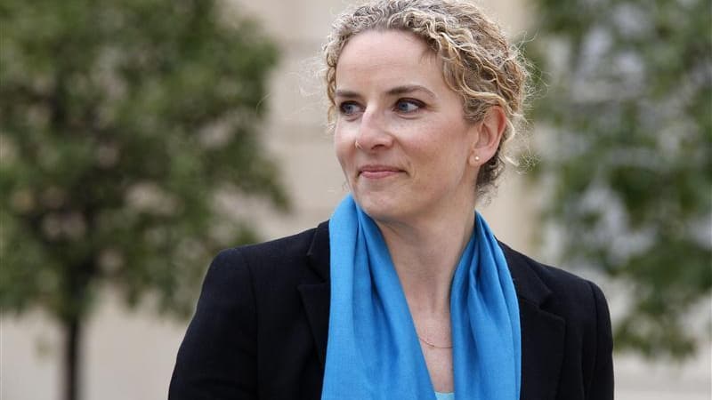 Delphine Batho, la nouvelle ministre de l'Ecologie, a réaffirmé l'engagement du gouvernement de refondre le code minier, après la polémique provoquée par le revirement gouvernemental sur la question des forages au large de la Guyane. /Photo prise le 17 ma