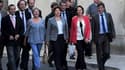Unies et tout sourire, Ségolène Royal et Martine Aubry ont présenté mardi soir à Poitiers le projet du Parti socialiste pour 2012, attentives à afficher leur bonne entente à l'approche d'une primaire socialiste potentiellement fratricide. /Photo prise le