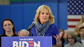 Jill Biden lors d'un discours pour la primaire démocrate à Franklin, New Hampshire, le 8 novembre 2019