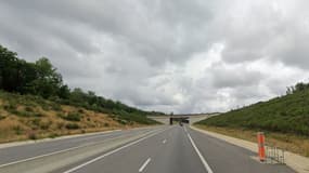 L'autroute A304 entre Belval et Rocroi 