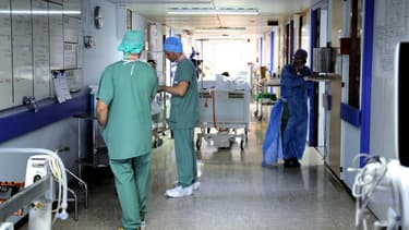 Des infirmiers à l'hôpital de Lille, le 2 avril 2013. (Photo d'illustration)