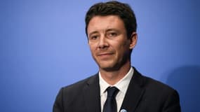 Le porte-parole du gouvernement Benjamin Griveaux lors d'une conférence de presse le 27 avril 2018 à Paris