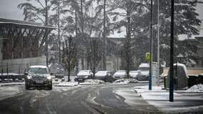 Plus de 30 départements ont été placés par Météo-France en vigilance orange neige et verglas sur un axe allant de la Bretagne au Grand-Est, en passant par l'Ile-de-France