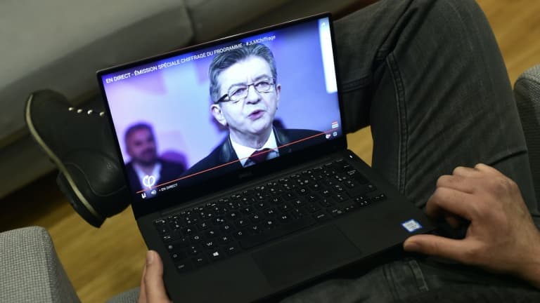 Jean-Luc Mélenchon, candidat des Insoumis à l'élection présidentielle, sur un écran d'ordinateur en 2017