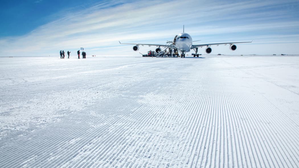Le premier Airbus de l'histoire à atterrir en Antarctique Le premier Airbus de l'histoire à atterrir en Antarctique