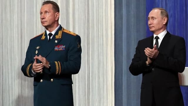 Viktor Zolotov et Vladimir Poutine