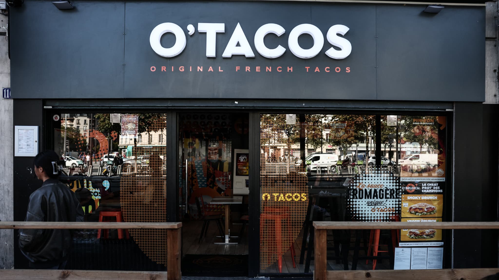 "LE SIGNE D'UNE PAUPÉRISATION": LES "TACOS À 3 EUROS" ONT ATTIRÉ DES FOULES MONSTRES DANS DE NOMBREUSES VILLES DE FRANCE