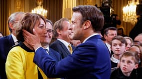 Marisol Touraine et Emmanuel Macron le 7 mai 2022 à l'Élysée