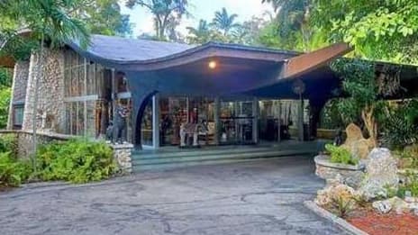 Une villa aux caractéristiques surprenantes...
