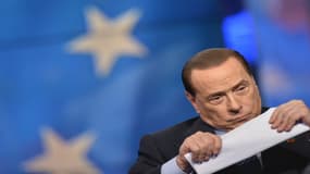 Silvio Berlusconi a été hospitalisé pour insuffisance cardiaque à Milan. 