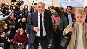 François Bayrou au tribunal correctionnel de Paris, après l'annonce de sa relaxe dans l'affaire des assistants parlementaires européens, le 5 février 2024