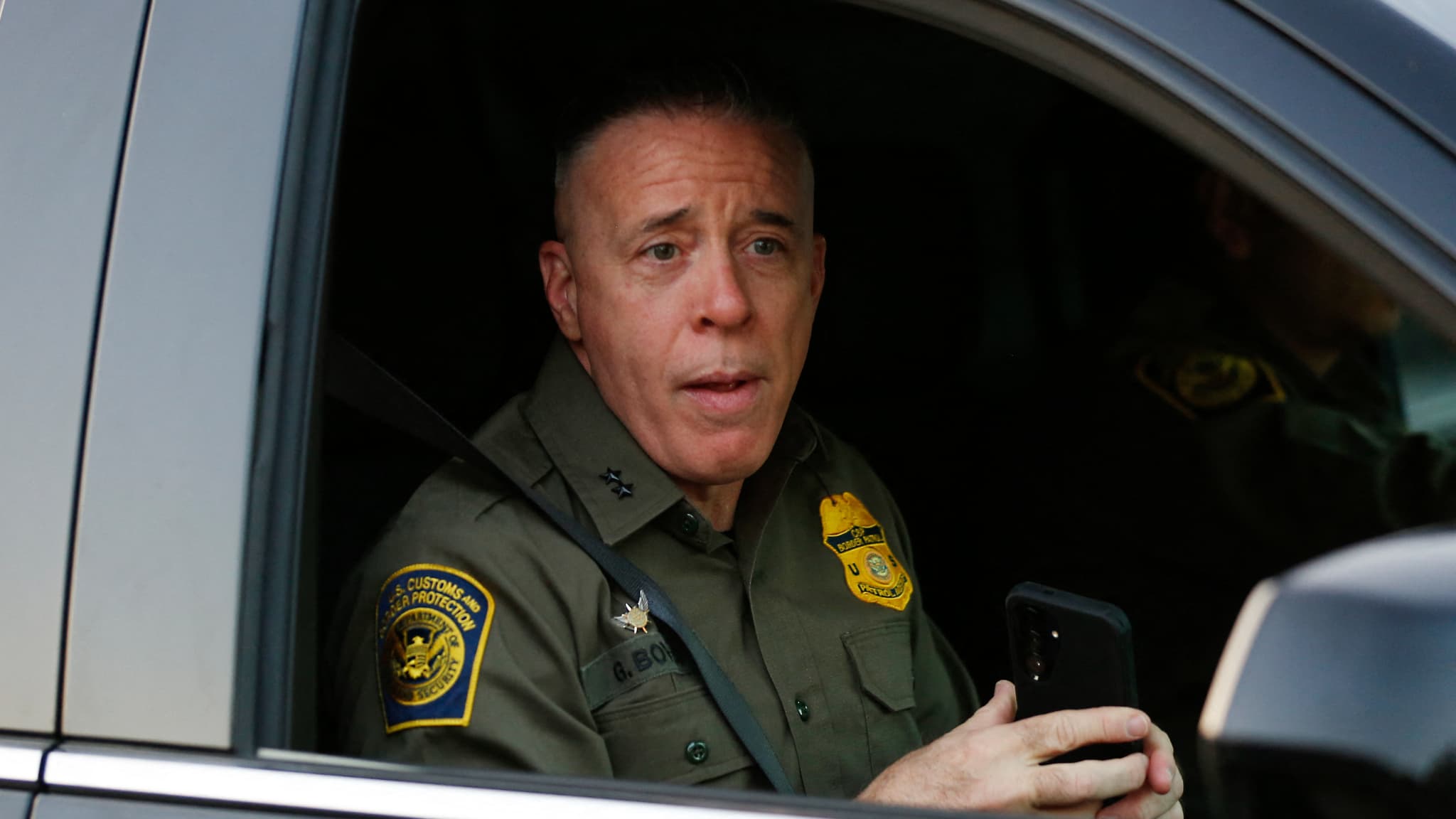 ÉTATS-UNIS: LA POLICE DE L'IMMIGRATION A ACHETÉ DES VÉHICULES CAPABLES DE LOCALISER ET ESPIONNER LES SMARTPHONES EN TEMPS RÉEL
