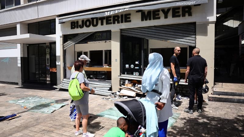 Des habitants dans le centre de Marseille, dans le sud de la France, le 1er juillet 2023, après une quatrième nuit consécutive d'émeutes en France (photo d'illustration)