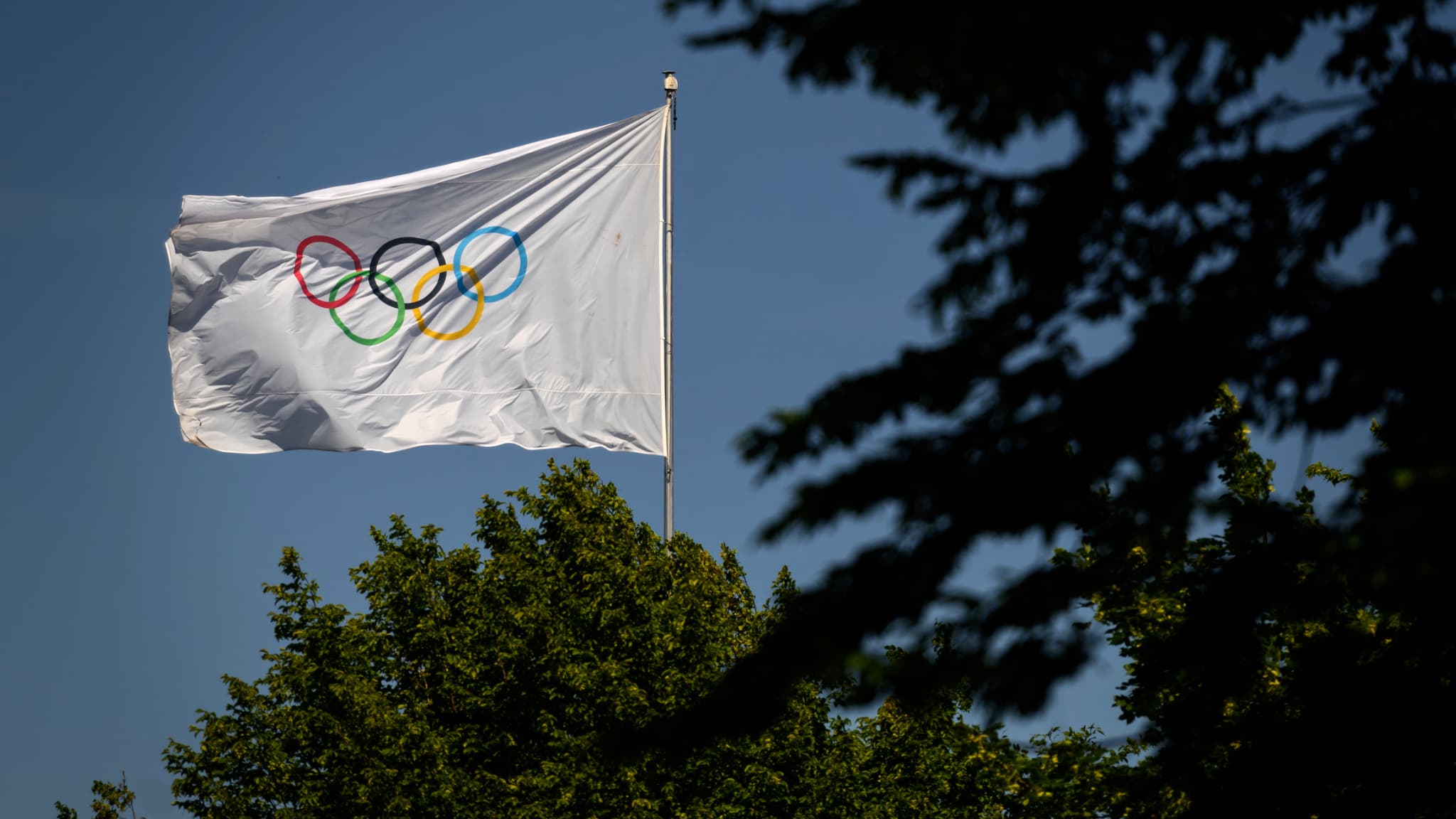 POURQUOI LE CIO N’EXCLUT PAS LES ATHLÈTES ISRAÉLIENS DES PROCHAINS JEUX OLYMPIQUES D’HIVER 2026