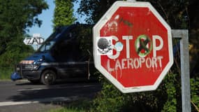L'entreprise candidate à la privatisation d'Aéroports de Paris (ADP) "dément l'existence de discussions avec l'Etat portant sur les indemnités de résiliation" portant sur l'abandon du projet d'aéroport de Notre-Dame-des-Landes 
