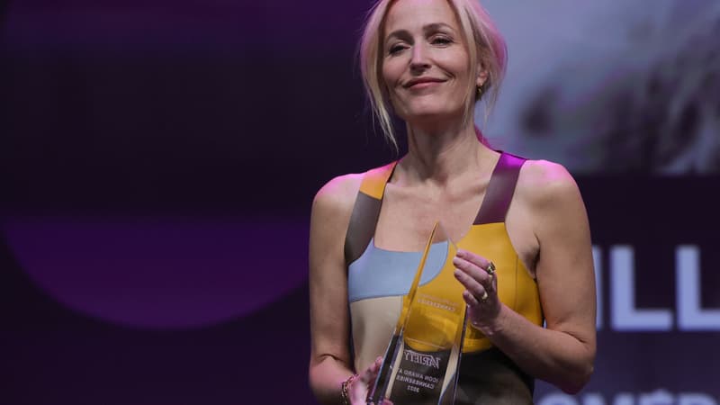 L'actrice américaine  Gillian Anderson au festival Canneséries le 1er avril 2022.