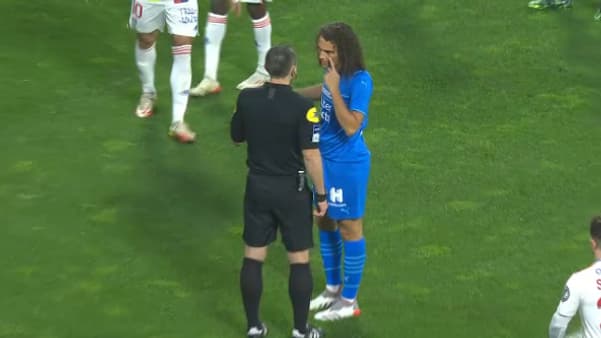 La discussion entre Guendouzi et Buquet pendant OL-OM La discussion entre Guendouzi et Buquet pendant OL-OM