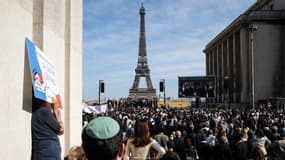 Plusieurs milliers de personnes se sont rassemblées pour demander un procès dans l'affaire Sarah Halimi dimanche 25 avril 2021 place du Trocadéro à Paris