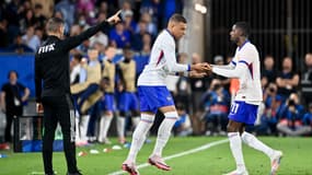 Kylian Mbappé et Ousmane Dembélé le 09/06/2024 lors de France-Canada