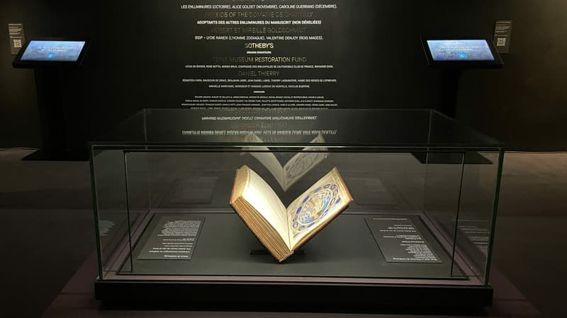 Le manuscrit original des Très Riches Heures du duc de Berry dans son intégralité.
