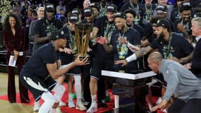Les joueurs des Milwaukee Bucks après leur victoire dans la 2e édition de la Coupe NBA