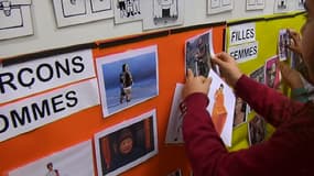 Un atelier autour de l'égalité hommes-femmes dans une classe de maternelle de Neuilly-Plaisance, en Seine-Saint-Denis.