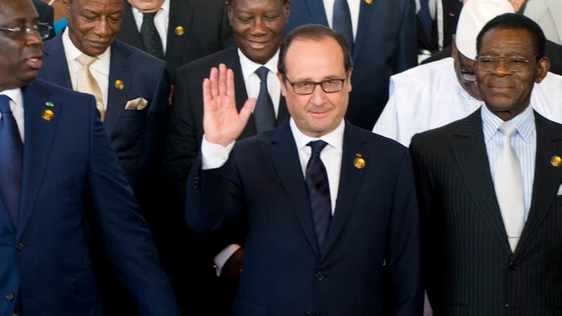 François Hollande est au Sénégal, où il assiste au sommet de la Francophonie.