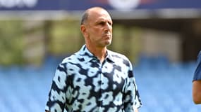 L'entraîneur de Montpellier, Michel Der Zakarian, lors d'un match contre Strasbourg en Ligue 1, le 18 août 2024