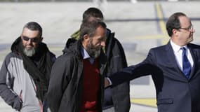 Le 30 octobre 2013, François Hollande accueillait Marc Feret et Pierre Legrand, kidnappés en 2010 au Niger.