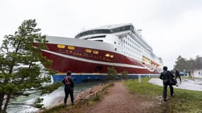 Le ferry "Grace" de la compagnie finlandaise Viking Line échoué à Mariehamn, l'une des îles Åland en Finlande, le 21 novembre 2020