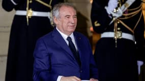 Le nouveau Premier ministre François Bayrou à Matignon le 13 décembre 2024