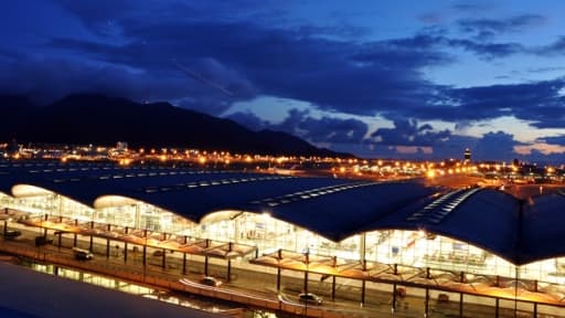 L'aéroport de Hong-Kong est l'une des principales plateformes aéroportuaires (hub) de la planète.