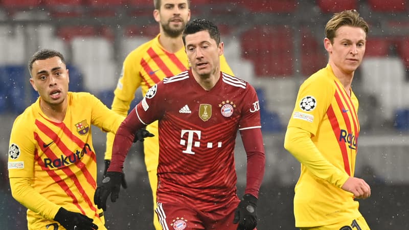 Mercato: Kluivert et Koeman doutent de l'arrivée de Lewandowski au Barça et défendent De Jong